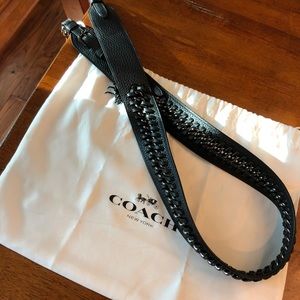 Luxe pebble leather strap